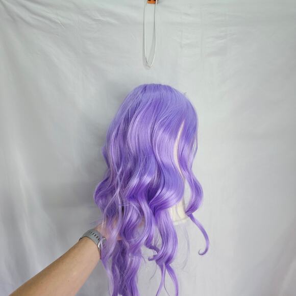 Long  Purple Wavy Wig 26" Middle Part Curly heat resistant synthetic material - Picture 10 of 13